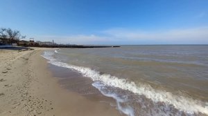 Отдых в Ейске на Азовском море . Центральный пляж .