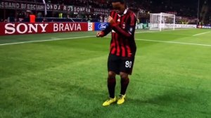 Ronaldinho 🆚 120 Football Legends 🏆