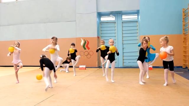 Минск. Принцесса спорта. "Олимпийские надежды-2016" 12.03.2016-14:00 групповое с мячом смотреть онлайн