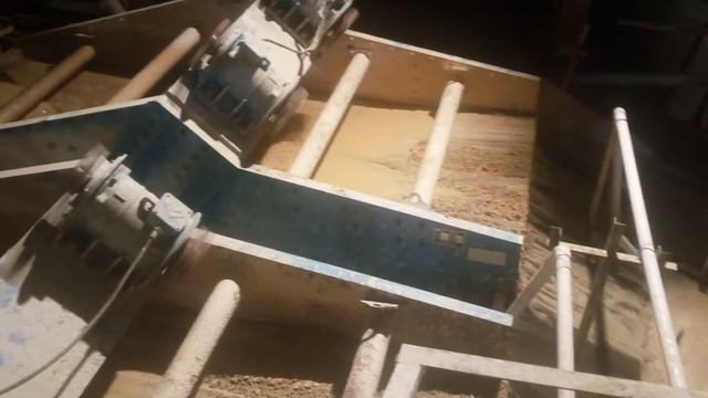 LZZG Виброгрохот для обезвоживания щебня, песка TS1845 смотреть онлайн