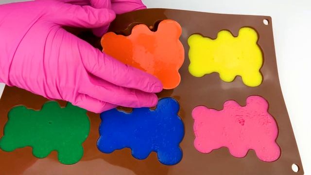 Как сделать Медведя из радужного желе ? Увлекательное видео ASMR ? Учим цвета смотреть онлайн