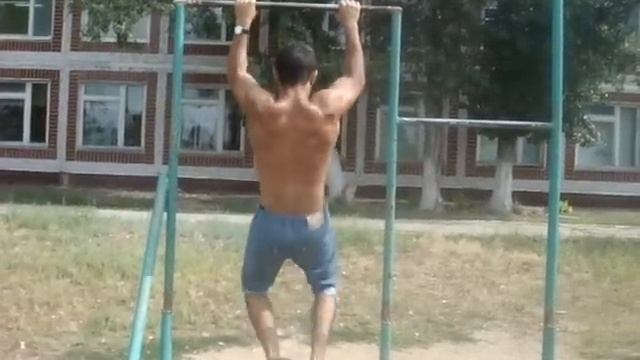 Как правильно подтягиваться? покажу вам в данном видео смотреть онлайн