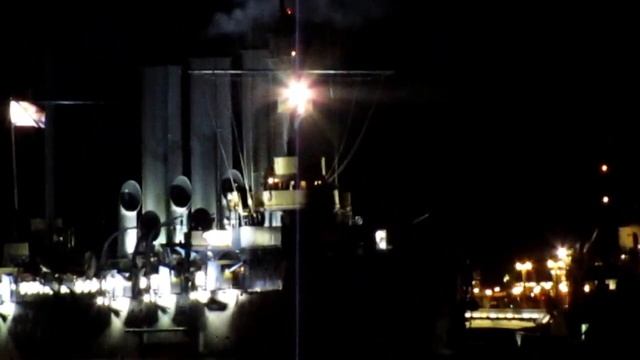 Санкт-Петербург 2016. Развод мостов и проход крейсера Авроры. смотреть онлайн
