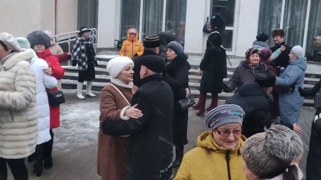 Каждому своё.....11.02.23 Гомель парк Луначарского ? смотреть онлайн