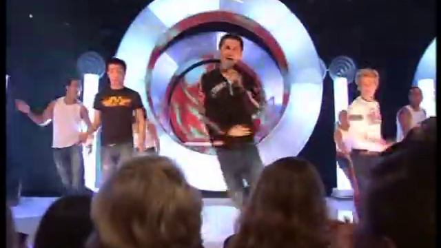 O-Zone - Dragostea Din Tei (Live at Top of the Pops) смотреть онлайн