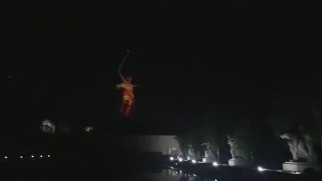 Мамаев Курган ночью смотреть онлайн