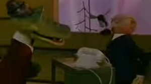 Крокодил Гена и труба