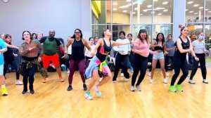 CALOR - Nicky Jam & Beele - Choreo Zumba Suzy - Zumba Fitness