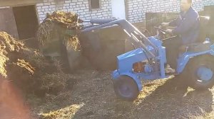 самодельный минитрактор мтз-13 с куном погрузка новоза