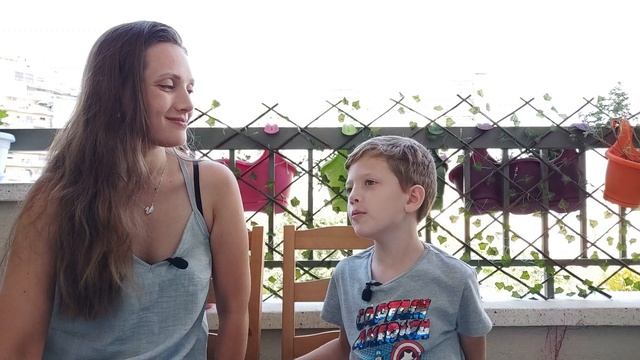 НА КАКИХ ЯЗЫКАХ ГОВОРИТ НАШ 5-летний СЫН В Израиле? смотреть онлайн