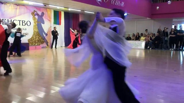 Венский вальс. Юниоры - 1. Первенство Петрозаводска. 1 мая 2023. смотреть онлайн