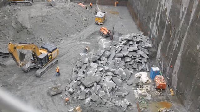 One Burrard Place - One of the deepest excavations (105ft) in Vancouver history смотреть онлайн