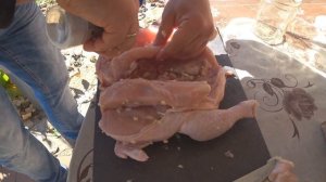 Курица горячего копчения целиком.  Как закоптить курицу в коптильне на костре.