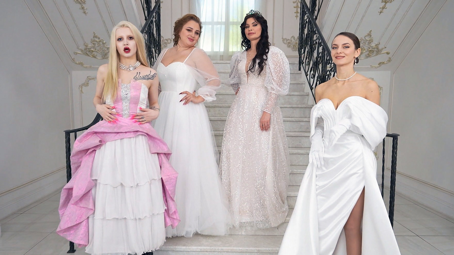 Свадьба в стиле мафии VS Кукольно-вампирская свадьба смотреть онлайн