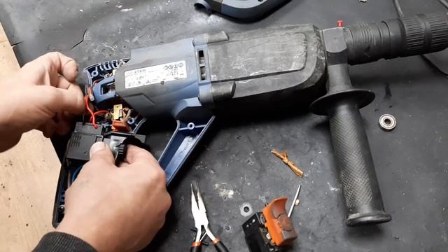 Ремонт перфоратора DEXTER PDH27G1 смотреть онлайн