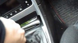Как СнятьРучку Кпп Peugeot 307.