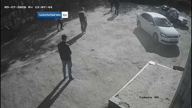 В Ивановской области женщина упала с балкона на автомобиль