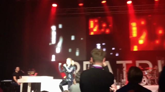 Beatrice Egli Promo Fan Video 18/1/2015 in Hamburg ? смотреть онлайн