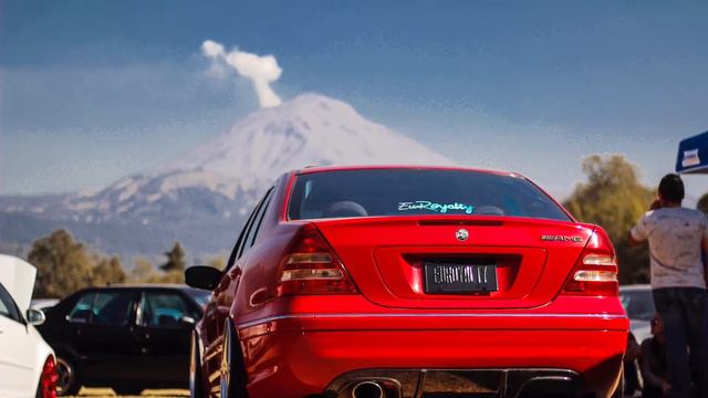 Mercedes w203 смотреть онлайн