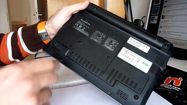 Packard Bell Dot S2 RAM and HDD Upgrade смотреть онлайн