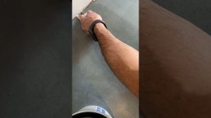 Малярный скотч перед эпоксидной затиркой