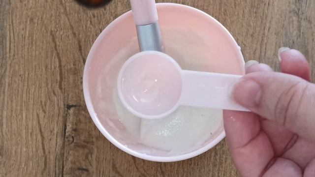 ОБЫЧНАЯ РИСОВАЯ МУКА ЗА 20 МИНУТ ОТБЕЛИЛА ОМОЛОДИЛА КОЖУ! МАСКА ОТ МОРЩИН! смотреть онлайн