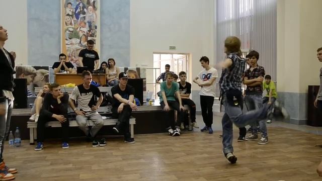 Шмыга vs Roukso (Dub Step Digital Dance) / Creative Fusion смотреть онлайн