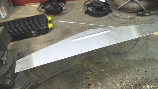 Как сделать диффузор радиатора. Диффузор маслокулера для R32 Skyline смотреть онлайн