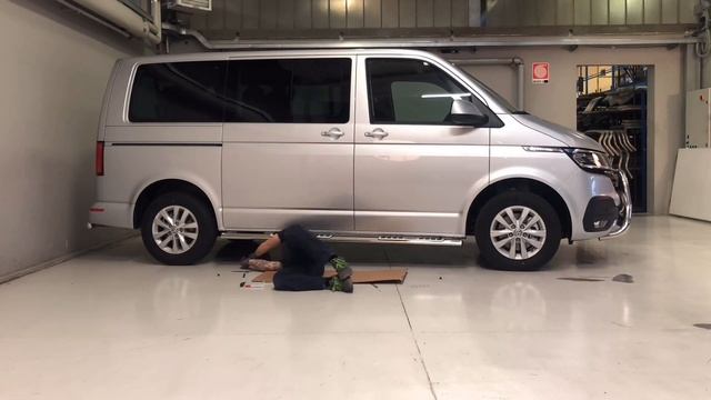 Misutonida 4x4: Volkswagen T6.1 2019 stainless steel accessories смотреть онлайн
