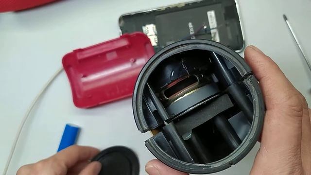 Колонка JBL ремонт. Замена батареи.