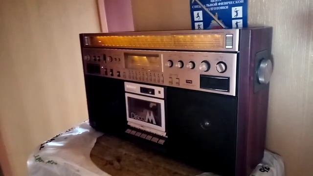 Подсветка индикатлров и шкалы на National RX-5700 смотреть онлайн