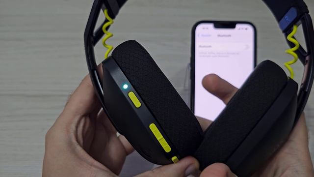 Como CONECTAR FONE LOGITECH G435 VIA BLUETOOTH no TELEFONE смотреть онлайн
