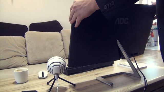 Стил и класа с PORSCHE DESIGN - AOC Q27T1 смотреть онлайн
