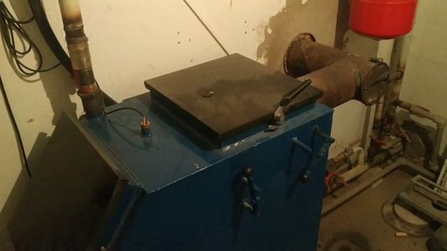 Этот котел горит 20 часов! ПИТОН на брикетах смотреть онлайн