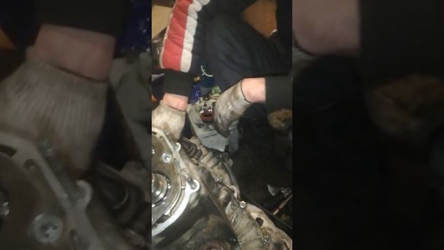 Установка механизма переключения передач и сборка коробки ваз 2114