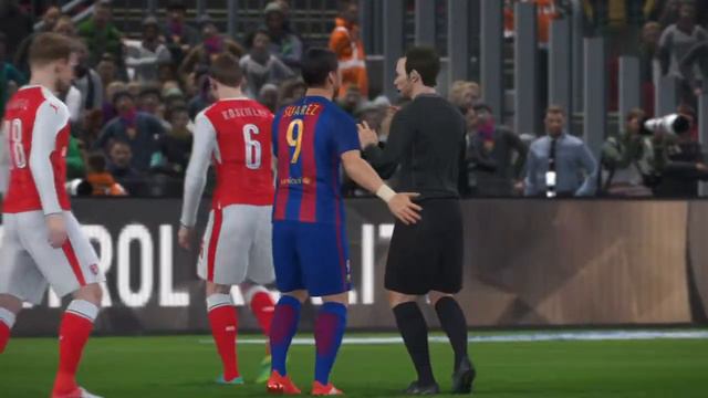 Diving in PES 2017 - first successful dive with Suarez смотреть онлайн