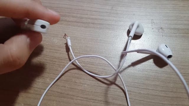 Беспроводные наушники S6 с микрофоном и регулятором громкости смотреть онлайн