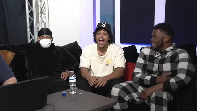 AMP TAKES A LIE DETECTOR TEST смотреть онлайн