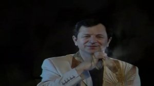 А на деревне ночь