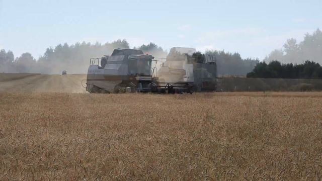 VECTOR 410 - оптимальное решение для небольших полей! Kverneland 6250 - современный подход к тюкам! смотреть онлайн