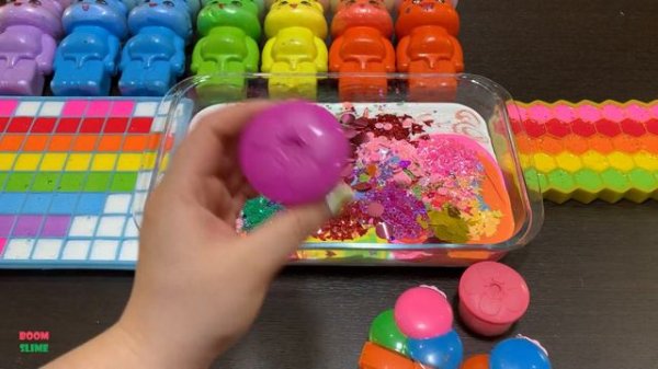 EYE SHADOW AND GLITTER AND CLAY Mixing Random Things Into GLOSSY Slime 5437.mp4