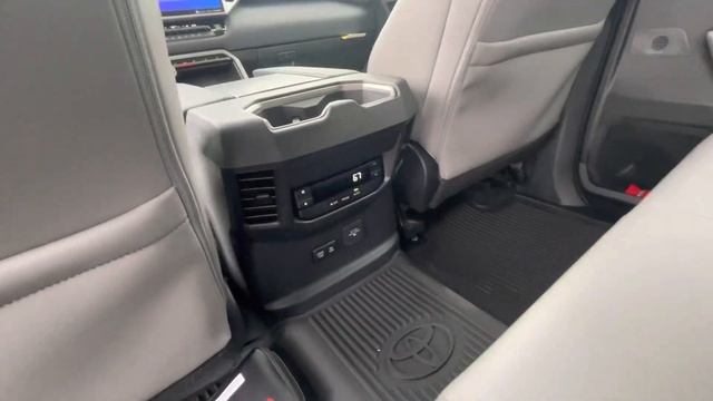 23’ Sequoia смотреть онлайн