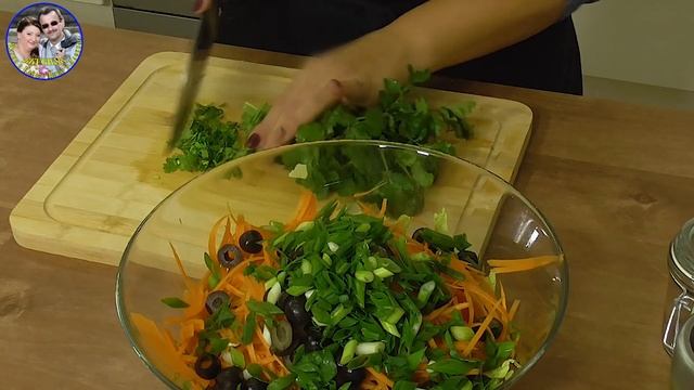 Гречка и овощи. Один из тех салатов, который помог мне похудеть на 35 кг. Очень просто и вкусно.