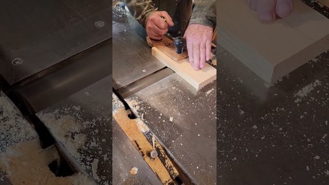 Делаем расширение боковой планки. Рамка ульевая с разделителем #пасекакузьмича #деревня #bee #алтай смотреть онлайн