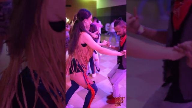 Angelica (Andželika) x Vish - Bachata social dancing at Level Up Festival 2023 смотреть онлайн