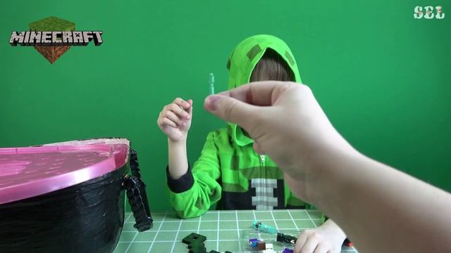 Майнкрафт Большой Самодельный Чемодан Сюрпризов Custom Bigger LOL Surprise Minecraft смотреть онлайн