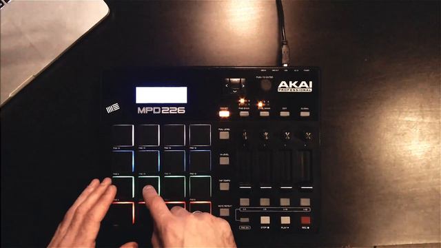 УРОКИ БИТМЕЙКИНГА: FINGER DRUMMING (FUNKY BEAT)