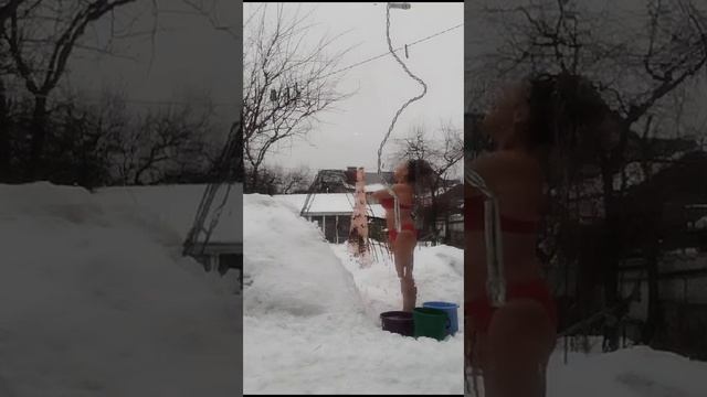 Дорогие мои друзья!!!.С Крещением Господним поздравляю вас.Будьте счастливы!!! смотреть онлайн