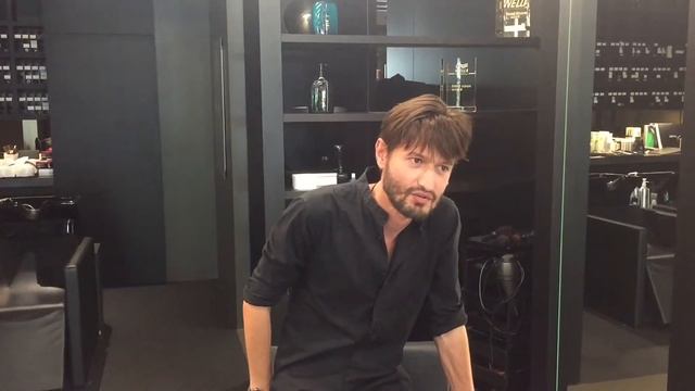 Артур Закиев - стилист из Франкфурта на Майне об Олеге Бреслер смотреть онлайн