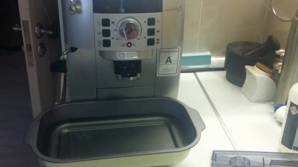 Удаление накипи из кофемашины Delonghi Magnifica S